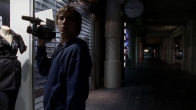 watch-Hole in the Ground (2009)