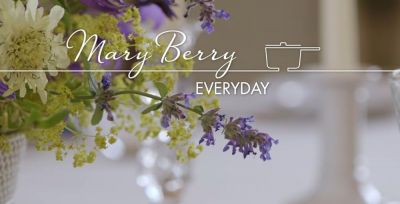 watch-Mary Berry Everyday (2017)