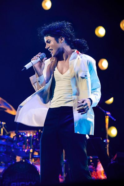 watch-Michael (2025)