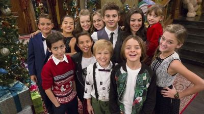 watch-Nickelodeon's Ho Ho Holiday Special (2015)