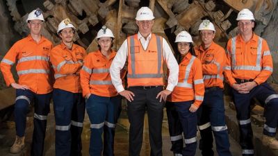 watch-Sydney's Super Tunnel (2020)