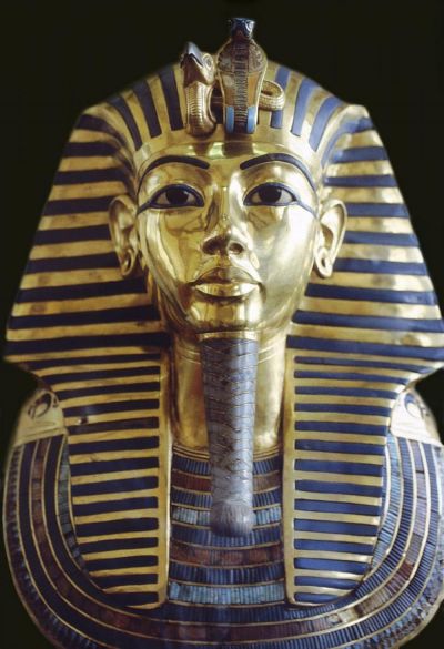 watch-Tutankhamun: The Truth Uncovered (2014)